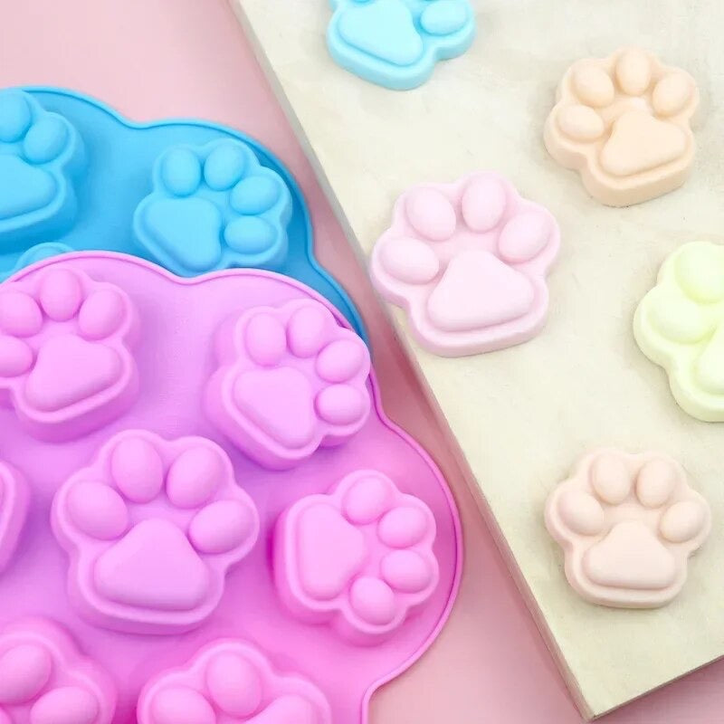 Large Paw Treat Mould š¾