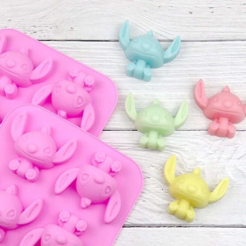 Stitch Treat Mould Pink 🎀