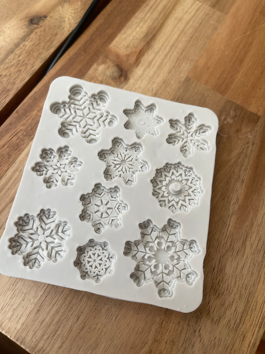 DIY Snowflake Mould ❄️